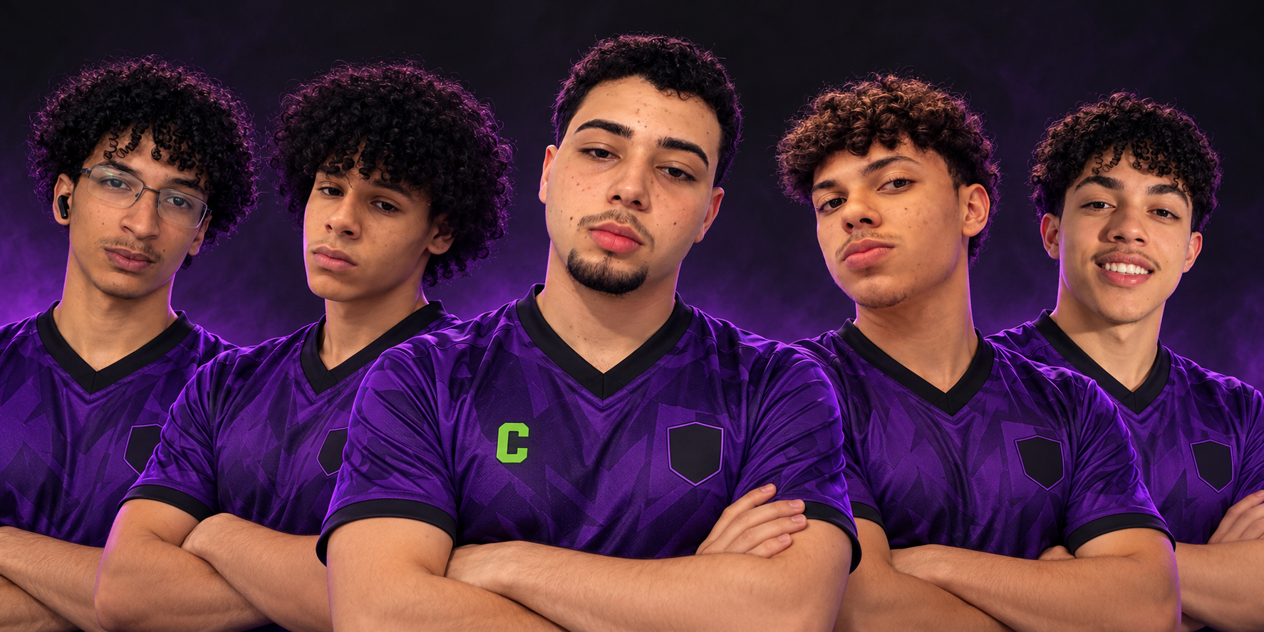 Os cinco jogadores do Team Terrifer com camisas roxas